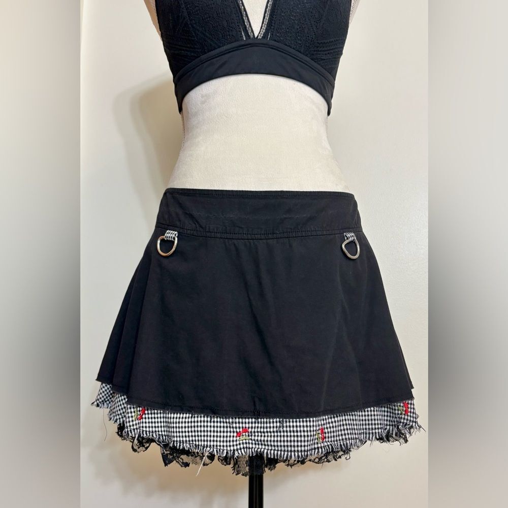 Vintage Y2K Lip Service Black Lace & Cherries Layered Skirt SZ M